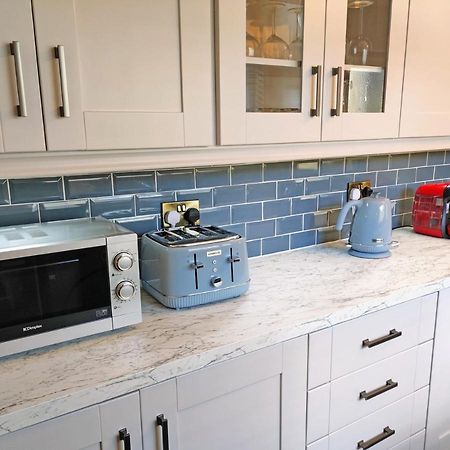Tralee Townhouse Holiday Home By Trident Holiday Homes Экстерьер фото